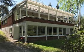 Kuivaketveleen Piha